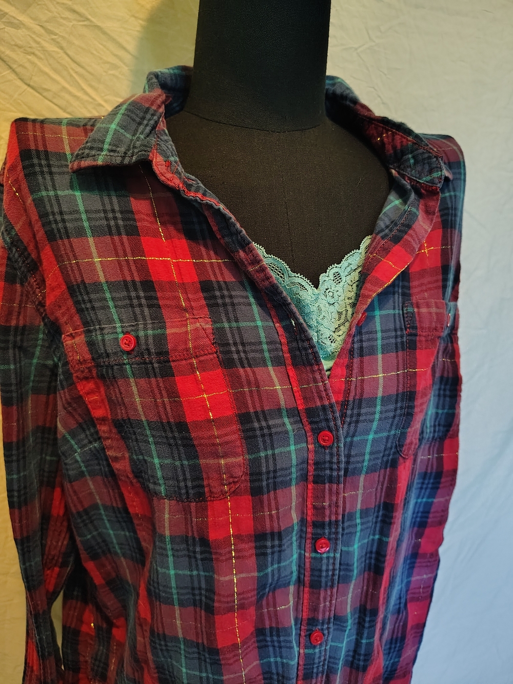 St. John's Bay Red and Blue Plaid Flannel Button Up Shirt Women's Mens Unisex